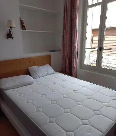 Apartment Reines Des Pyrenees, T2, Entier, Centre Luchon, Wifi, Casier A Skis, Ascenseur Bagnères-de-Luchon