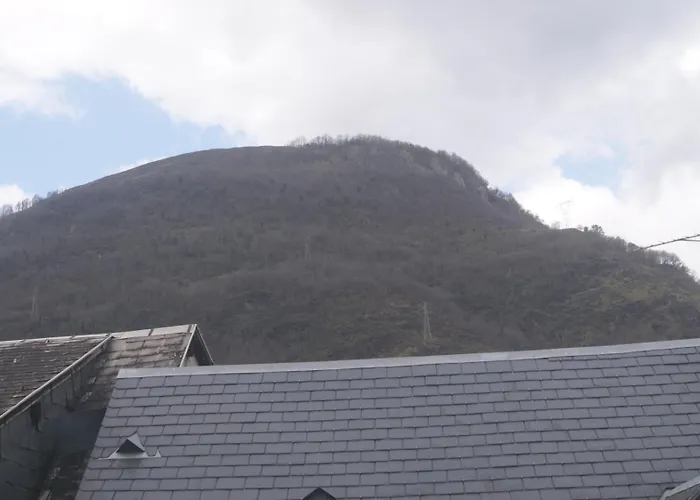 Apartment Reines Des Pyrenees, T2, Entier, Centre Luchon, Tarif Cure Thermale, Wifi, Casier A Skis, Ascenseur Bagneres-de-Luchon